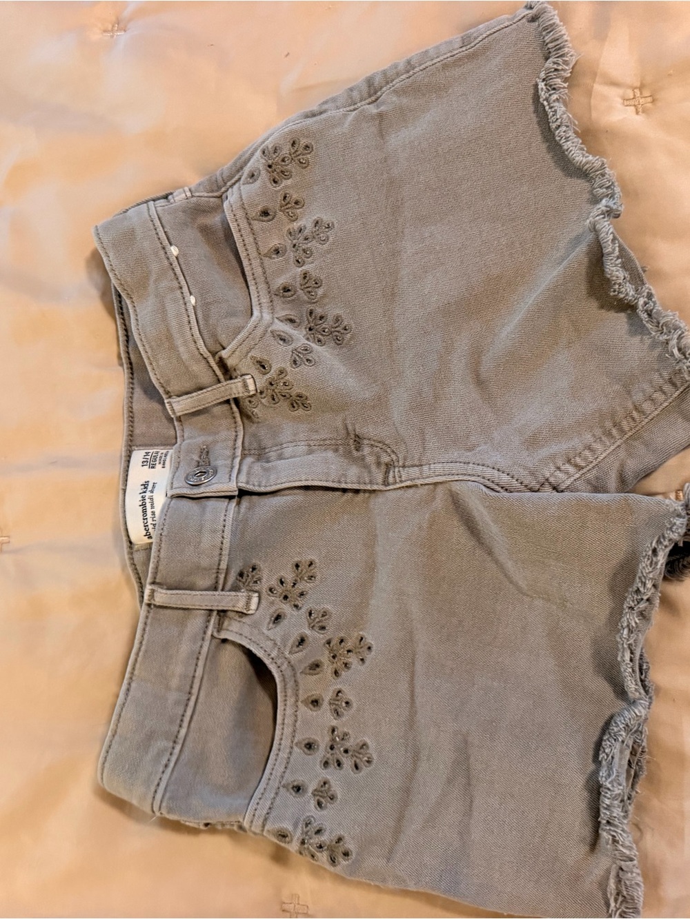 Abercrombie & Fitch Kids Eyelet Fringe Hem Jean Shorts